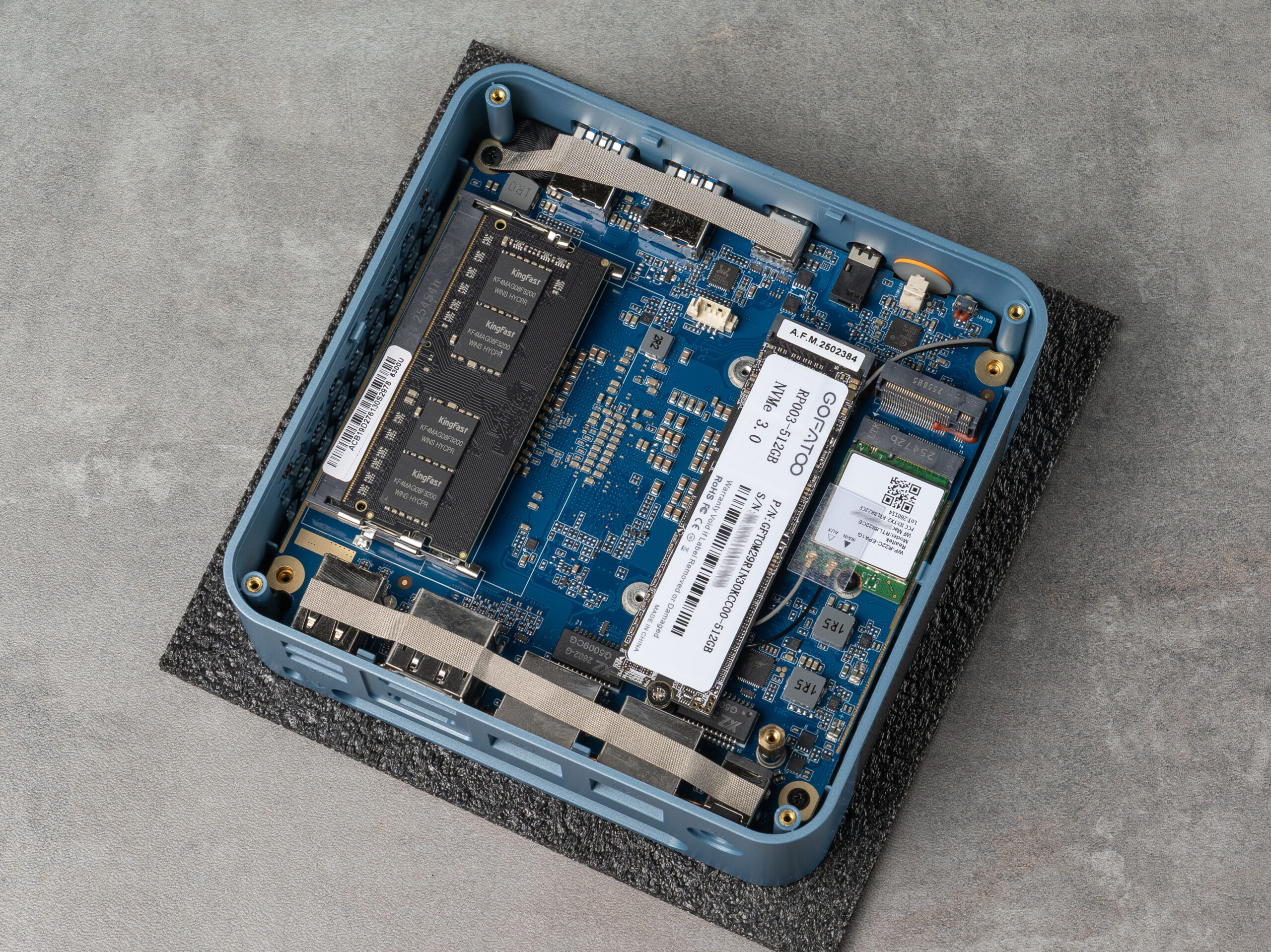 BOSGAME E5の内部全体